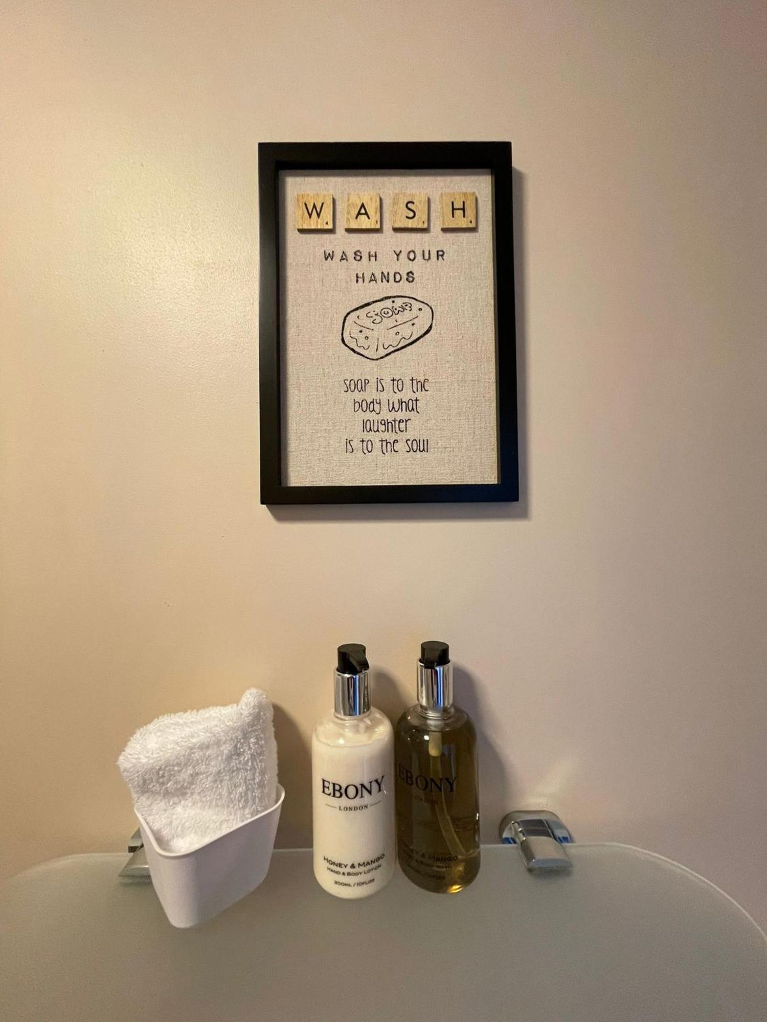 Gordons Bed & Breakfast Cheddar Room photo